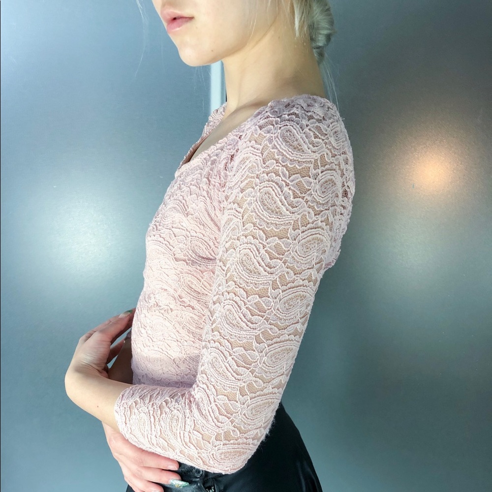 Pink lace Fitted backless ballerina top - Picture 3 of 3